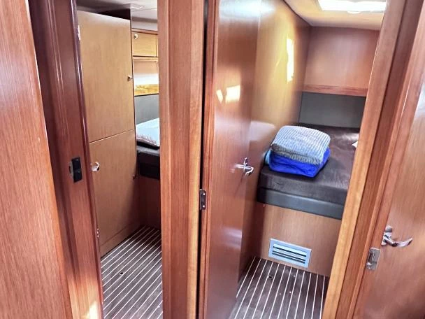 Bavaria Bavaria Cruiser 56 /6cab da affittare a  Álimos