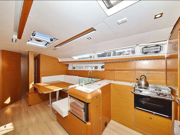 Jeanneau Sun Odyssey 449 (4 cab.) da affittare a  Rodi (Citta)
