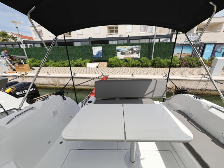 Noleggio Barca a motore con o senza skipper Bénéteau a Zaravecchia (Biograd)
