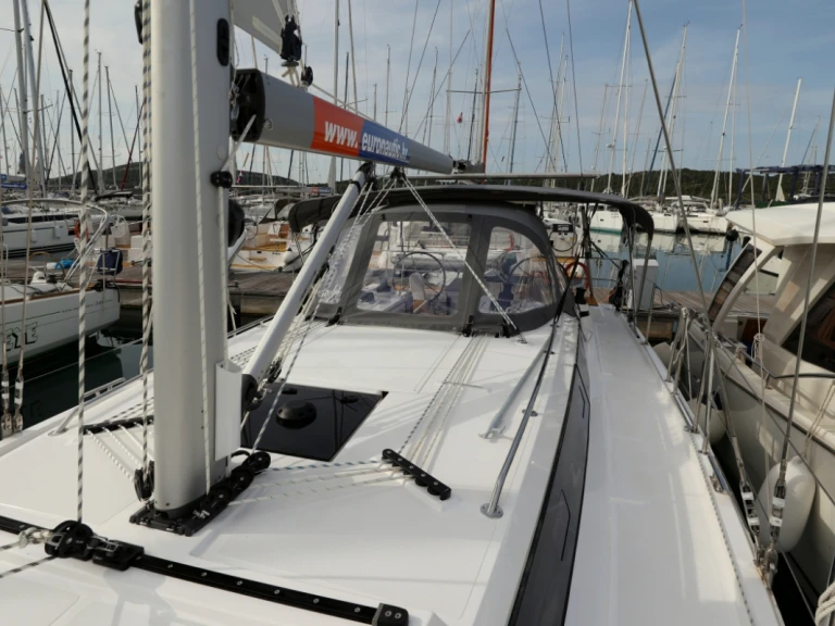 Noleggio Barca a vela a Zaravecchia (Biograd) – Bavaria Bavaria C38