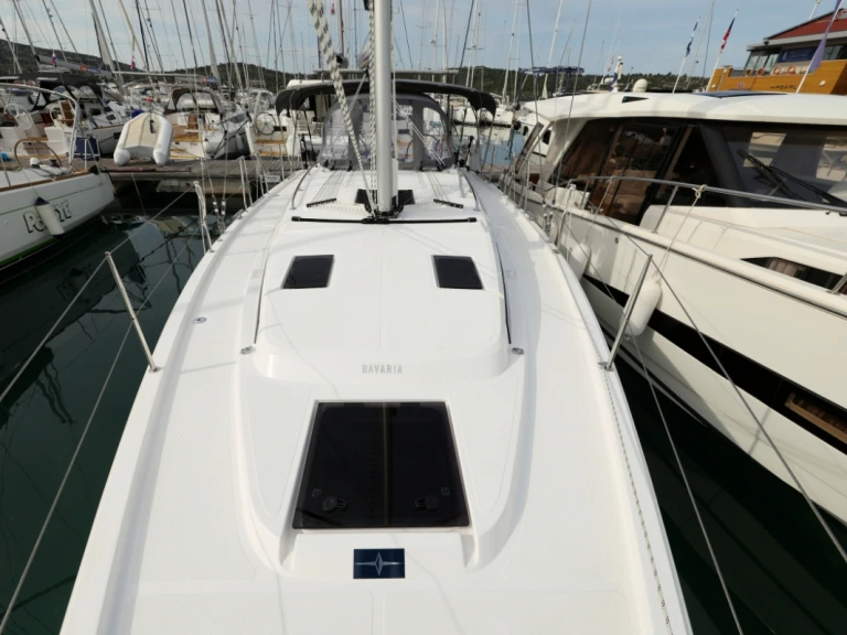 Noleggio barche Bavaria Bavaria C38 a Zaravecchia (Biograd) su Samboat