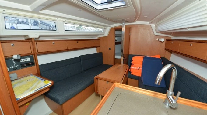 Noleggio Barca a vela a Zaravecchia (Biograd) – Bavaria Cruiser 33