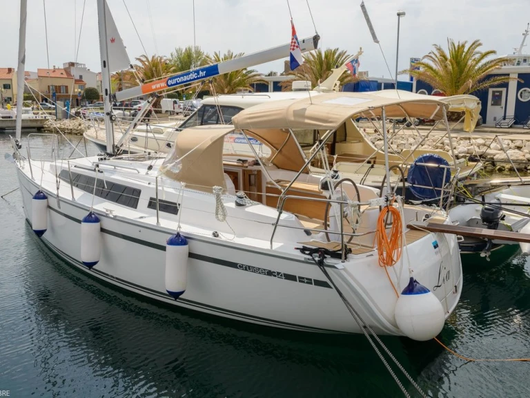 Noleggiare una Bavaria Cruiser 34 a Zaravecchia (Biograd)