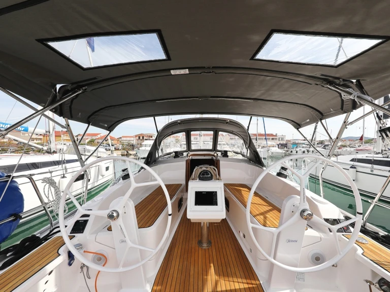 Noleggio barche Bavaria Cruiser 37 a Zaravecchia (Biograd) su Samboat
