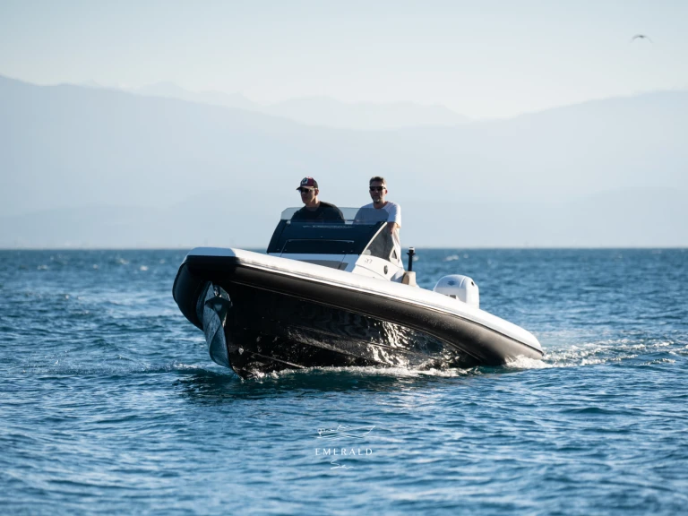 Noleggio barche Technohull GT7 a Corfù su Samboat