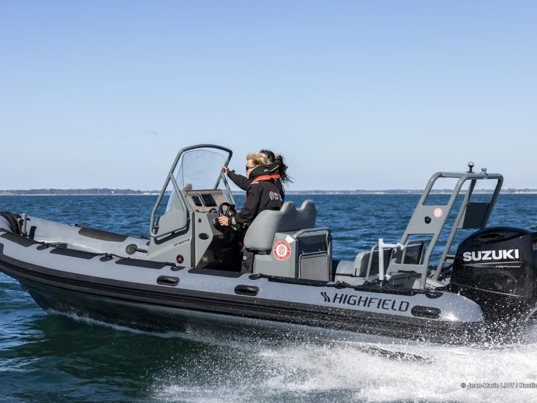 Highfield Patrol 660 da affittare a  La Trinité-sur-Mer