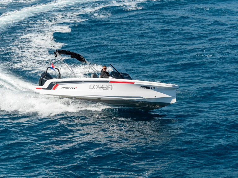 Noleggiare una Axopar 22 Spyder a Spalato