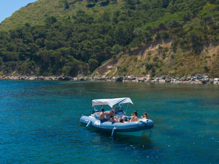 Noleggio barche Bwa Sport 22 GT a Cagliari su Samboat