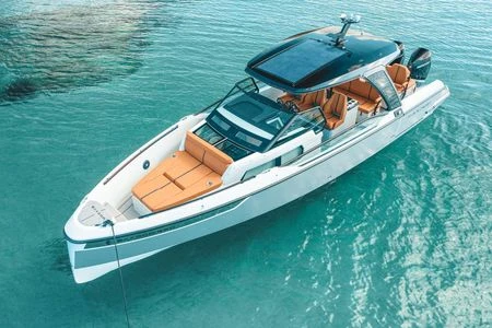 Saxdor Saxdor 320 GTO da affittare a  Antibes