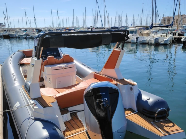 Noleggio a Francia – Tiger 750 TL su SamBoat