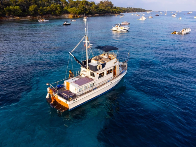 Noleggio Barca a motore a Cannes – Grand Banks Grand Banks 36 Classic