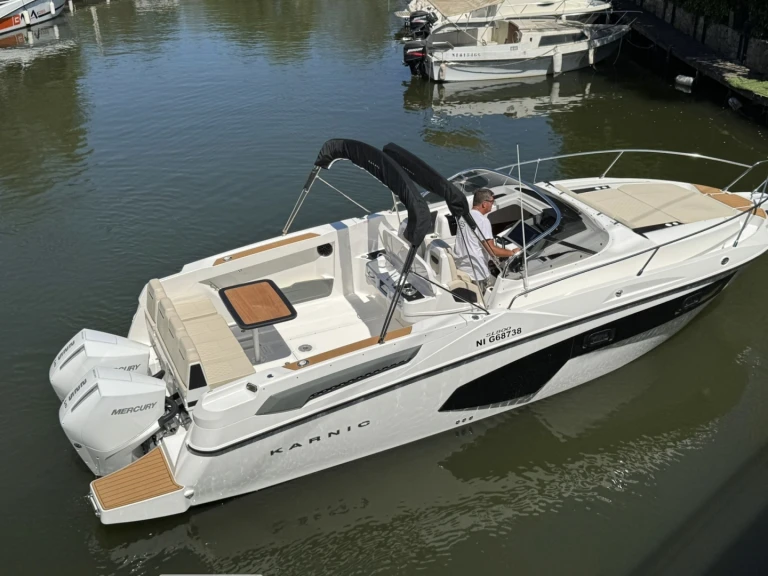 Noleggio Barca a motore Karnic con patente nautica