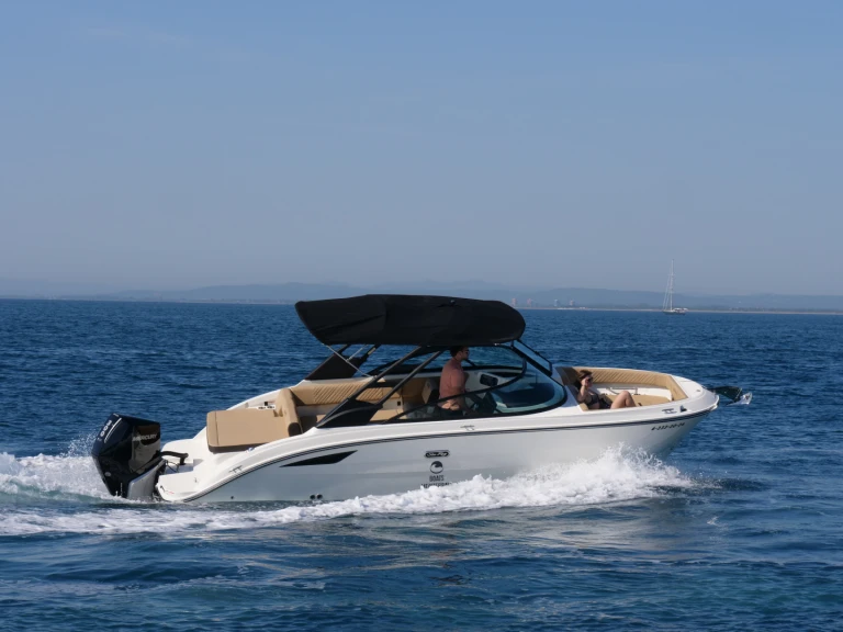 Noleggio Barca a motore a Roses – Sea Ray SDX OB