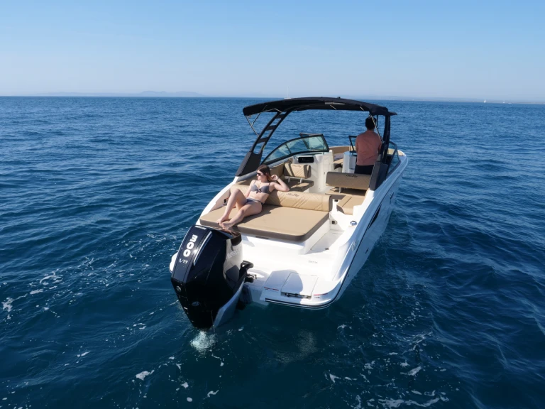 Noleggio a Roses – Sea Ray SDX OB su SamBoat