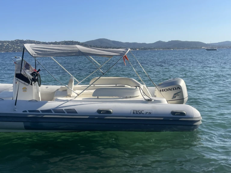 Noleggio a Port Grimaud – Bsc BSC 75 Classic su SamBoat