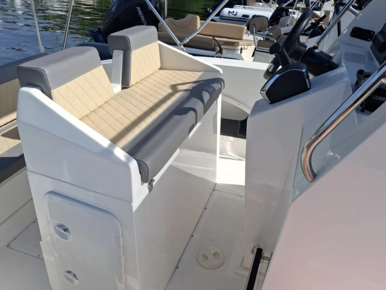 Noleggiare una Nireus CL 620 a Sanguinet