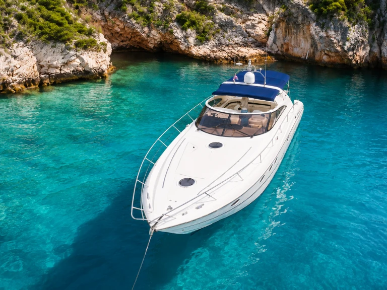 Noleggio Barca a motore con o senza skipper Princess a Golfe-Juan