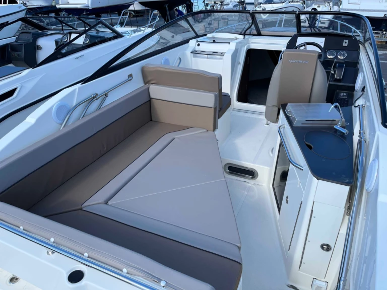 Noleggio Barca a motore con o senza skipper Quicksilver a La Rochelle