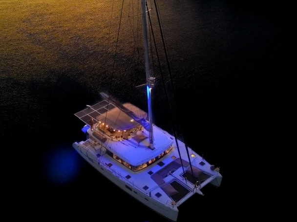 Noleggiare una Leopard Leopard 47 a Staniel Cay