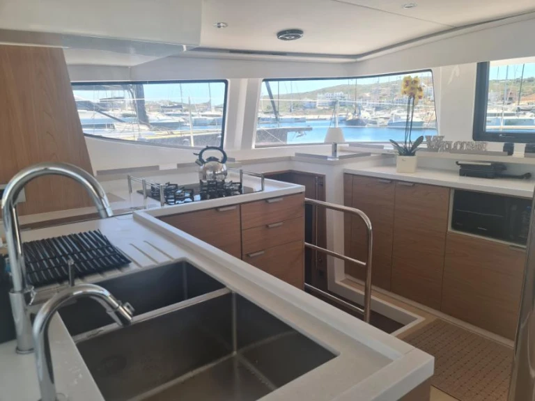 Noleggio Catamarano con o senza skipper Bali a Lávrio