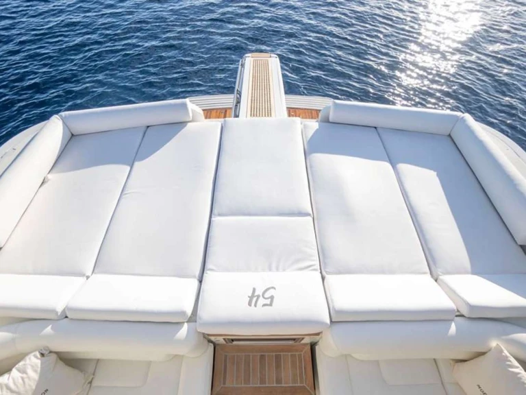 Noleggio Yacht di lusso a Kalo Livadi – Pershing LA KOUPETI