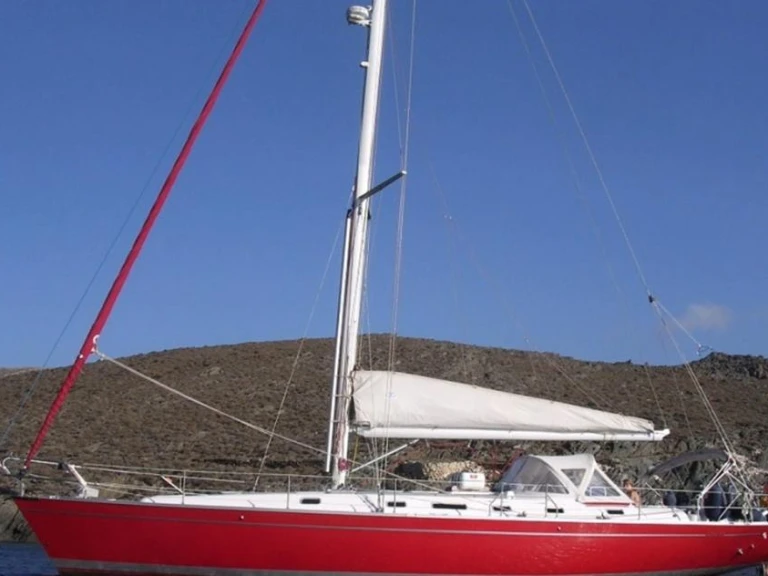 Barca a vela a noleggio a Paros (Isola) al miglior prezzo