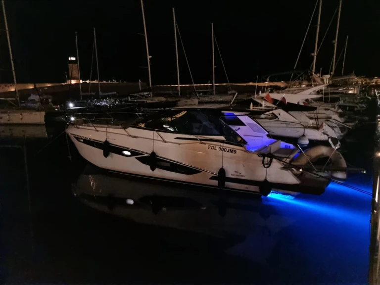 Noleggio barche Rio Yachts Parana 38 a Sebenico su Samboat