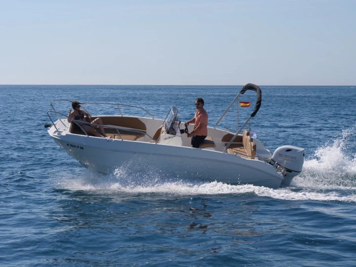 Noleggio Barca a motore Cantiere Nautico Speedy con patente nautica