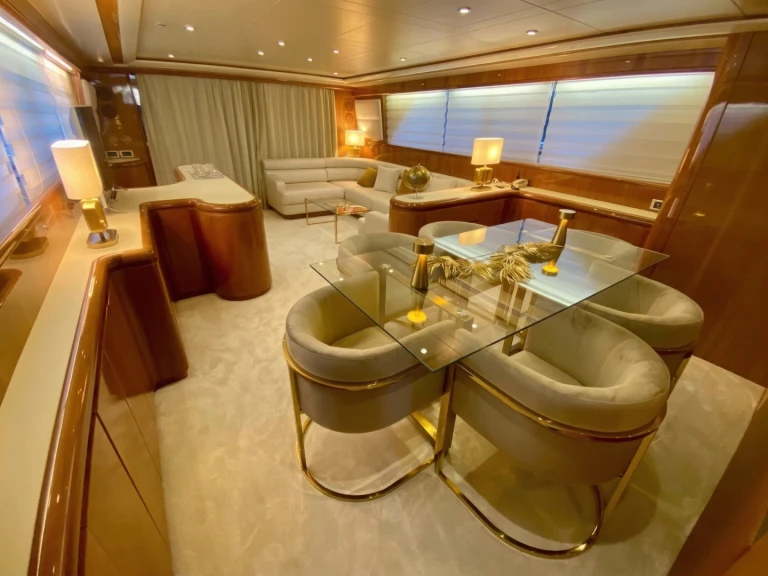 Noleggio Yacht di lusso con o senza skipper Falcon a Cannes