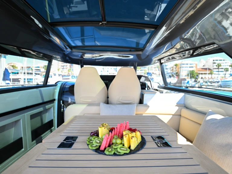 Noleggio a Ibiza Town – Focus 3X su SamBoat