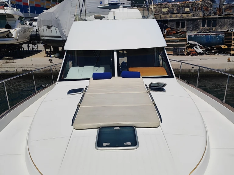 Noleggio barche Bénéteau Antares 13.80 a Tivat su Samboat