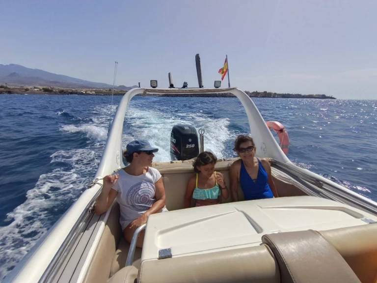 Noleggio Gommone con o senza skipper Zodiac a Santa Cruz de Tenerife