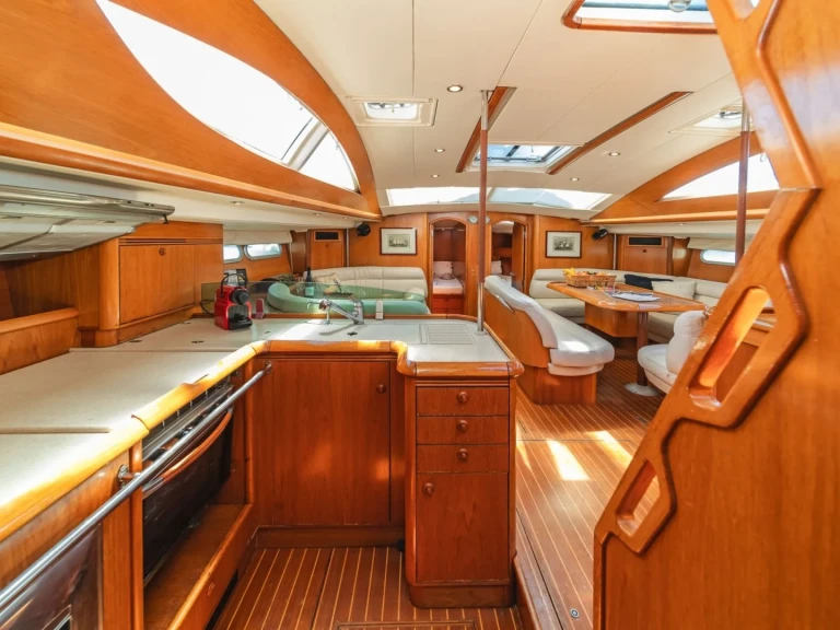 Noleggiare una Jeanneau Sun Odyssey 54 DS a Antibes