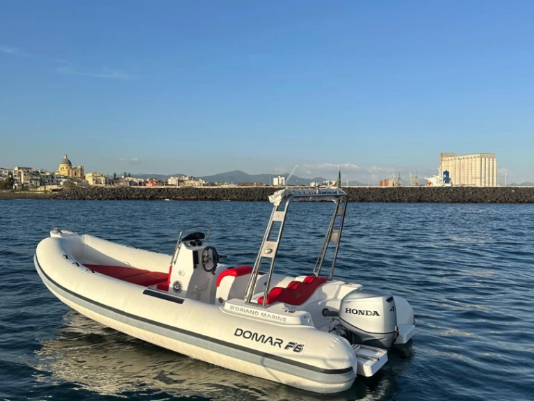 Noleggiare una DOMAR F6 a Torre Annunziata