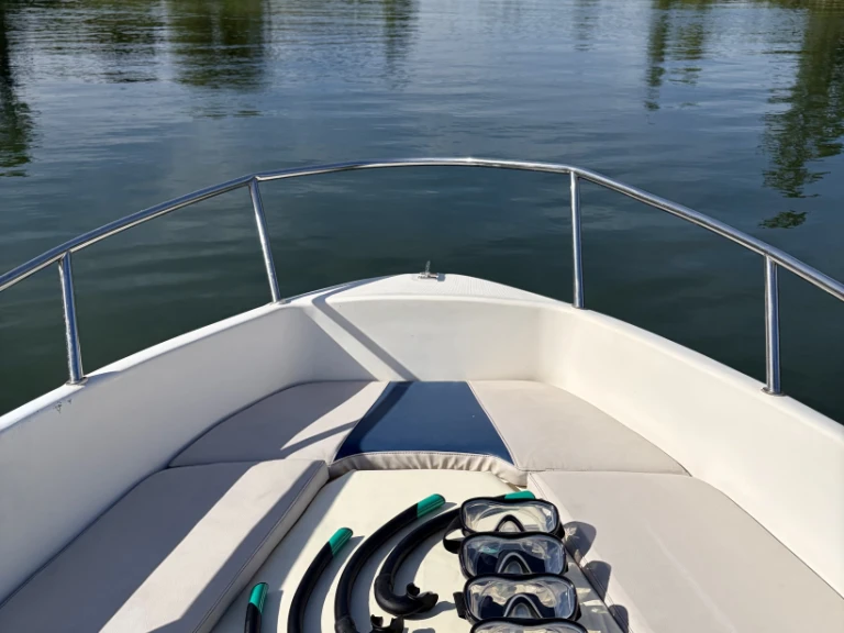 Noleggio barche Rio Rio 450 SOL a Mandelieu-la-Napoule su Samboat
