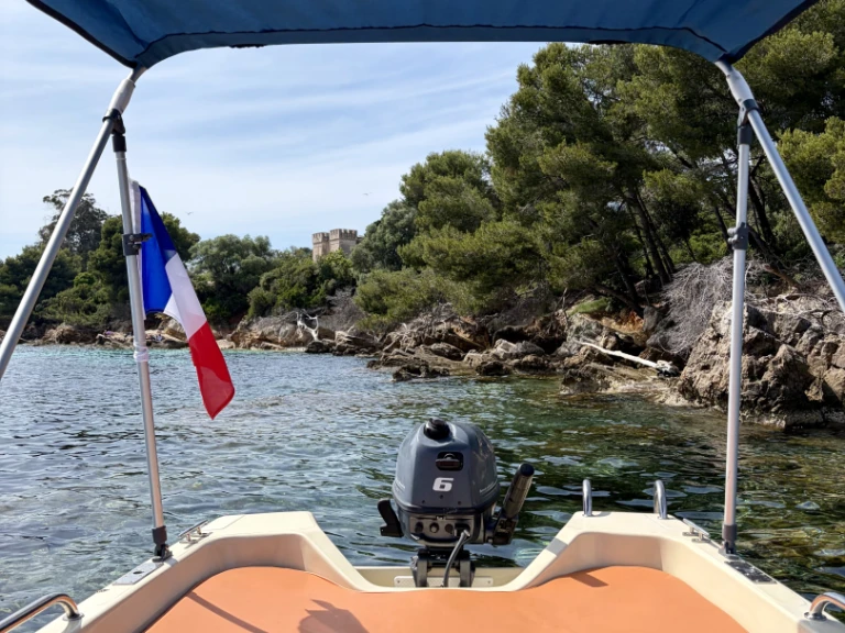 Noleggio barche Janusz Bartosinsko BA-420 a Mandelieu-la-Napoule su Samboat