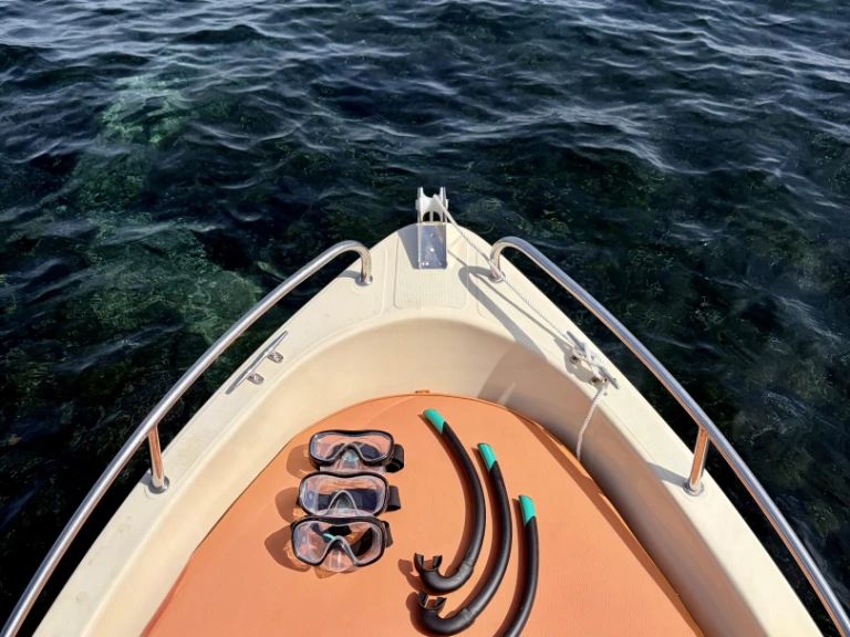 Noleggio Barca a motore con o senza skipper Janusz Bartosinsko a Mandelieu-la-Napoule