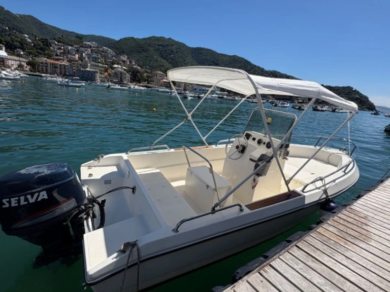 Noleggio Barca a motore a Porto Turistico Internazionale Di Rapallo – Capelli Cap16