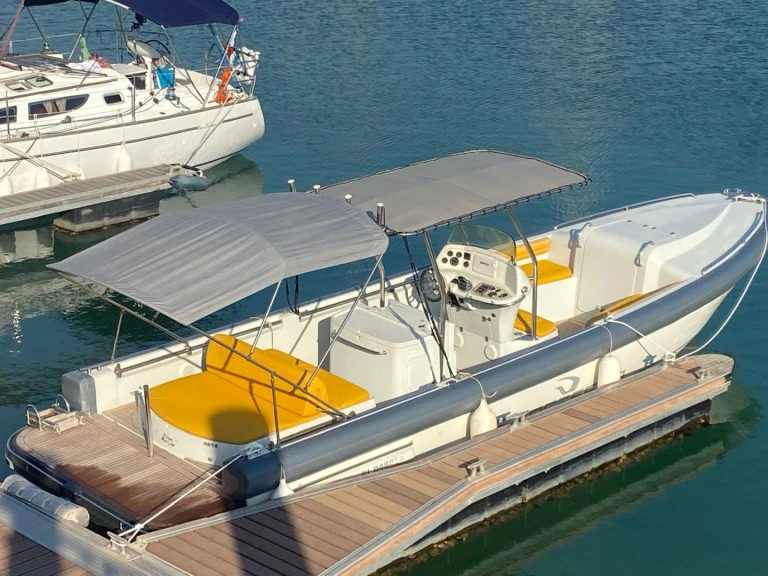 STS Expression 29 da affittare a  La Rochelle