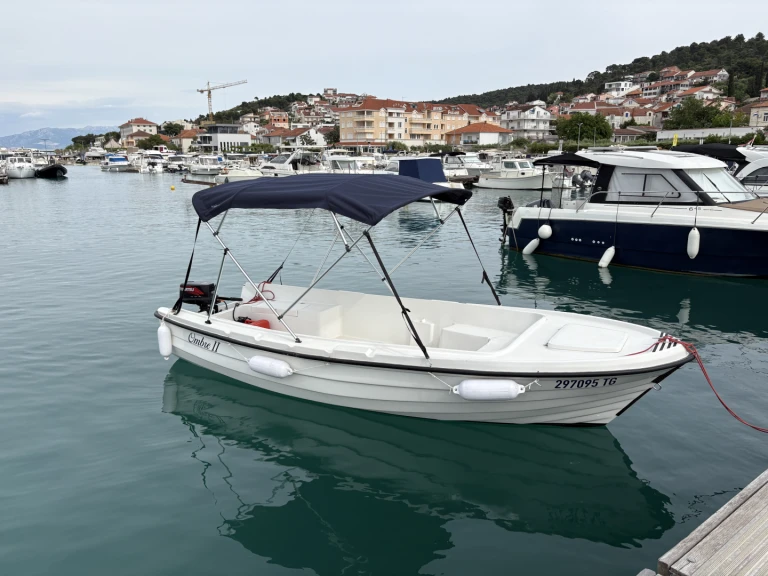 Adria M-Sport 500 Ombre 2 da affittare a  Trogir