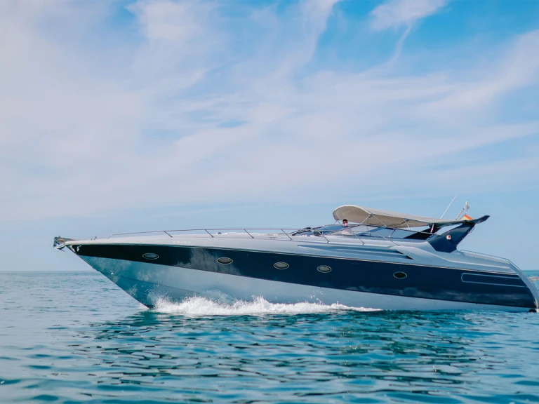 Noleggio Yacht di lusso a Spagna – Sunseeker Camargue 55