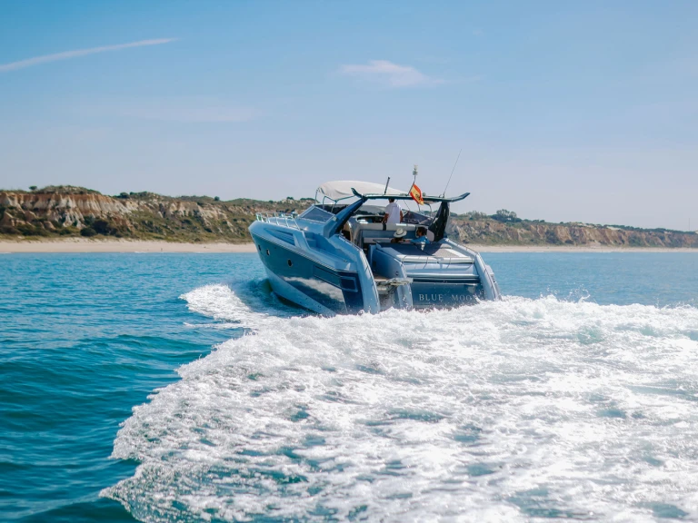 Noleggio Yacht di lusso con o senza skipper Sunseeker a Spagna