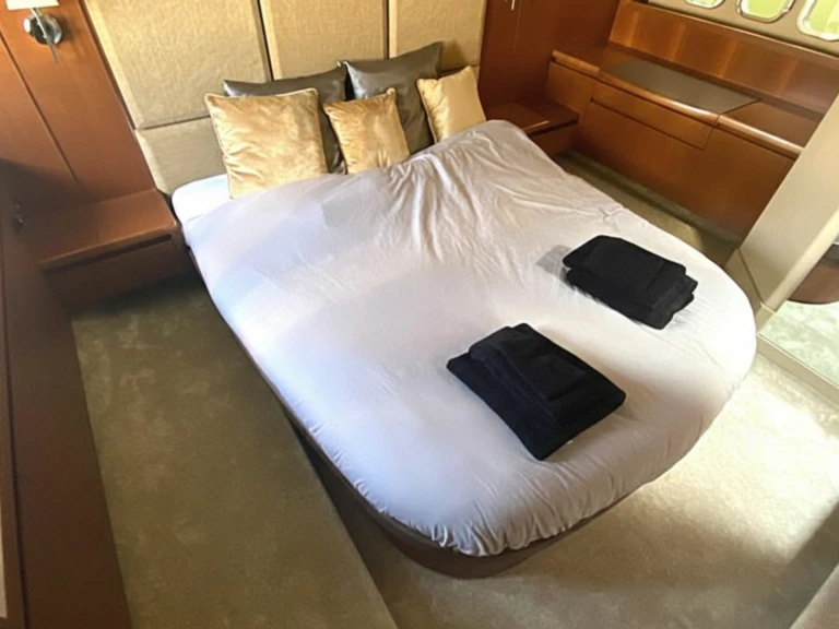 Noleggio barche Golfe-Juan economico Princess 54
