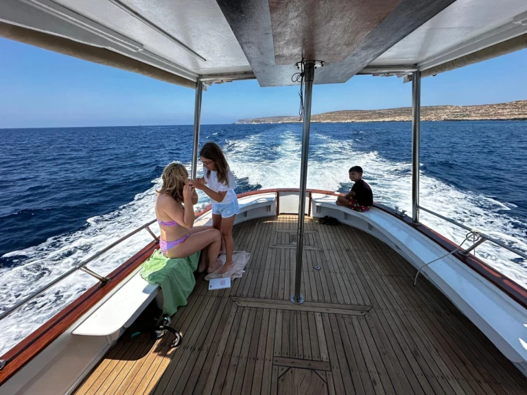 Noleggio a Lampedusa – Gozzo cabinato su SamBoat