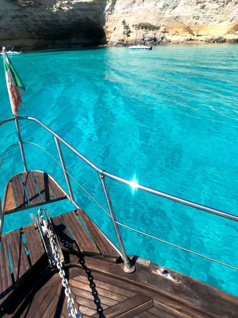 Noleggio Barca a motore a Lampedusa – Gozzo cabinato