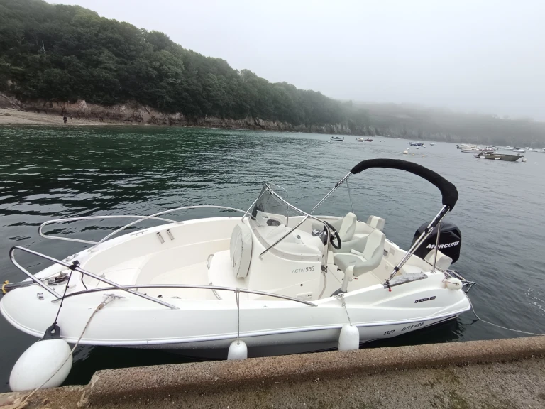 Noleggio barche Brest economico Activ 555 Open