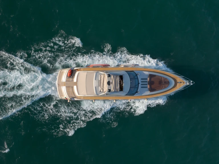 Noleggio Yacht di lusso a Vilamoura – Princess Princess V65