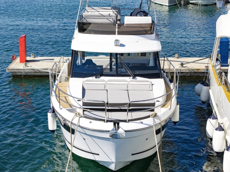 Noleggio barche Jeanneau Merry Fisher 1095 Fly Serie2 a Zaravecchia (Biograd) su Samboat