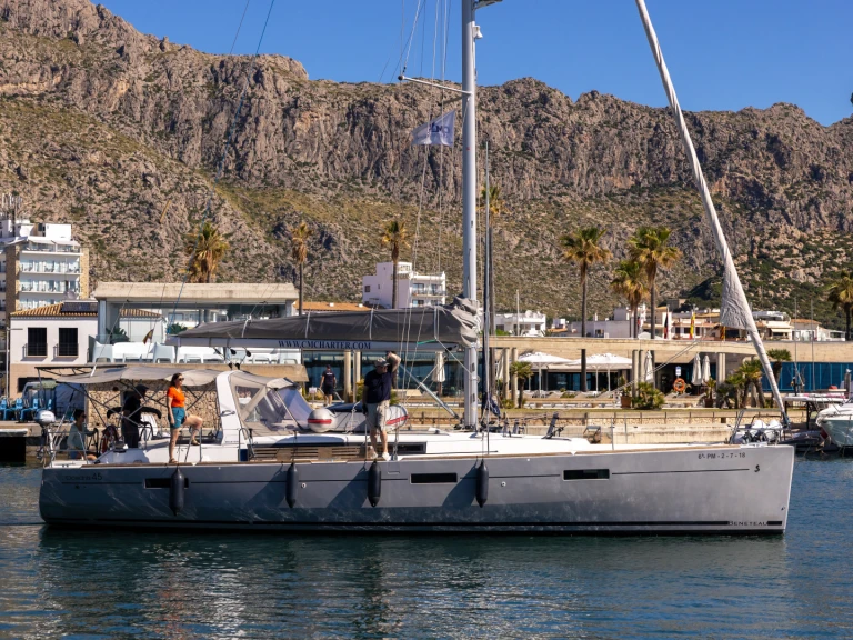 Noleggio barche Bénéteau Oceanis 45 a Port de Pollença su Samboat