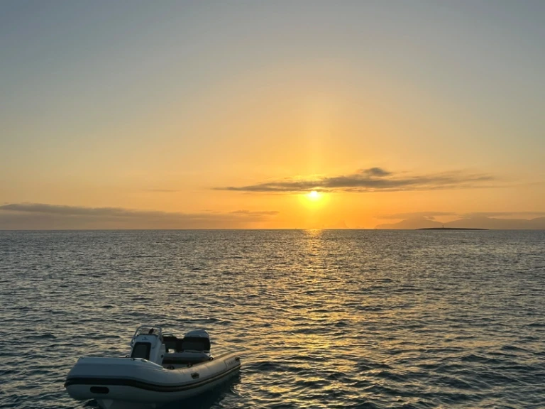 Noleggio Catamarano con o senza skipper Bali a Olbia